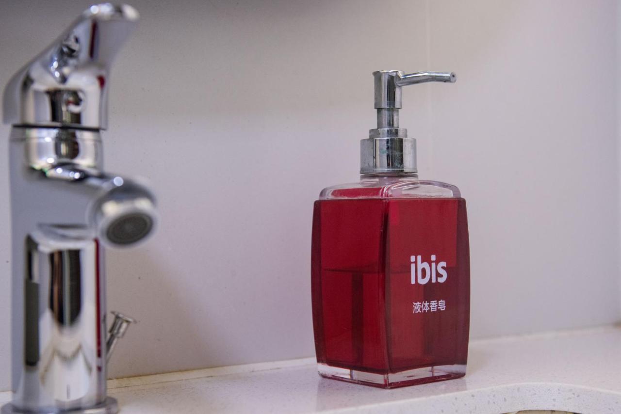 Ibis Shanghai Changshou Road Hotel المظهر الخارجي الصورة